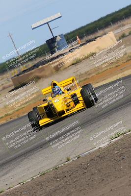 media/Jun-04-2022-CalClub SCCA (Sat) [[1984f7cb40]]/Group 3/Qualifying (Sweeper)/